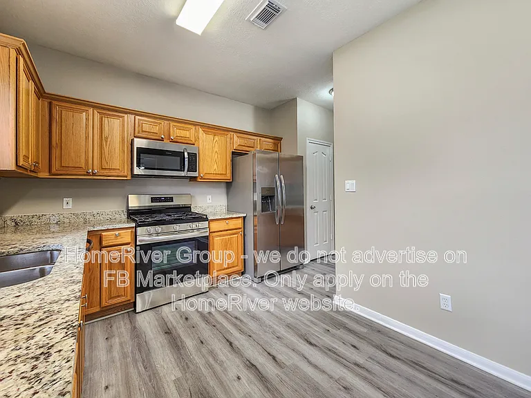 11906 Cottonwood Ln — Photo 6
