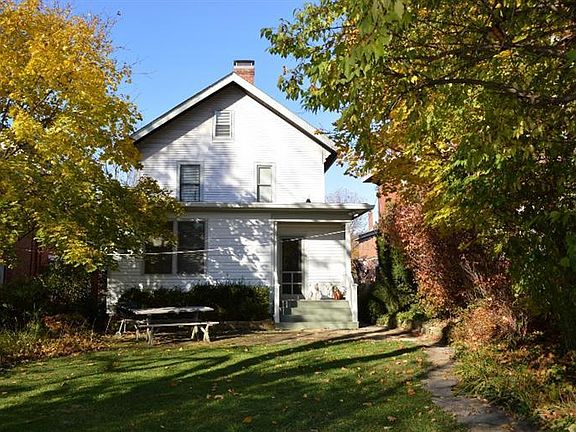 3rd image of 3528 Saint Charles Pl