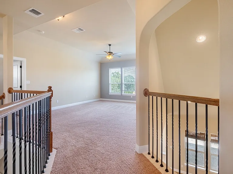2921 Desert Candle Dr — Photo 32