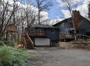 205 Carpenter Rd, Foster, RI 02825