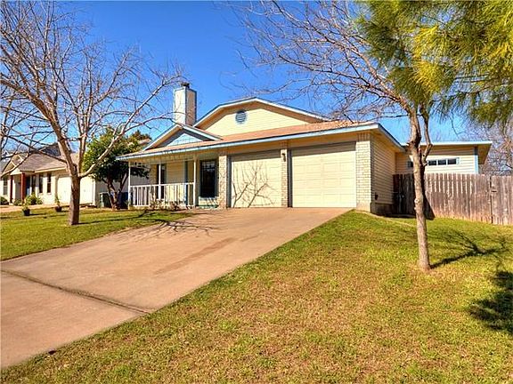 3rd image of 11604 Hidden Quail Dr