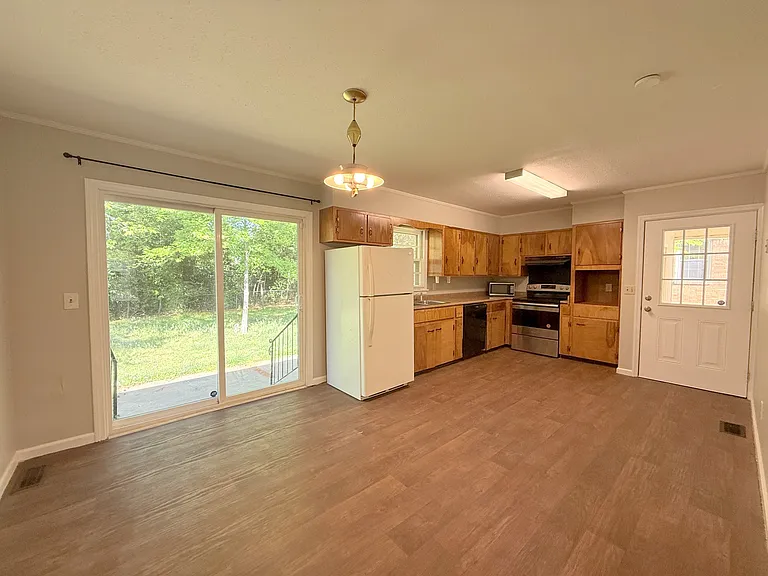 603 Austin Dr NW — Photo 9