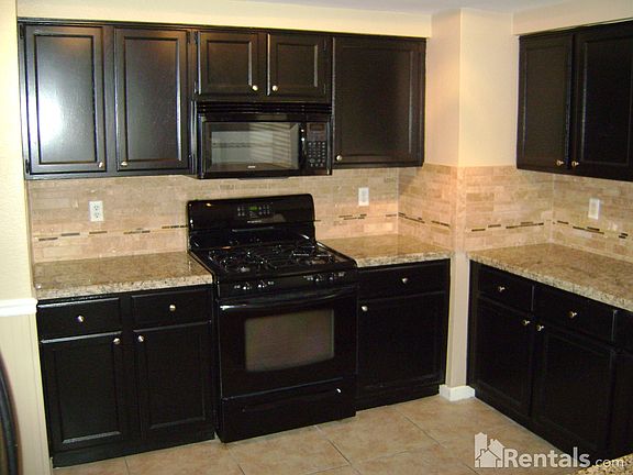 4th image of 2424 Ginger Lily Ln