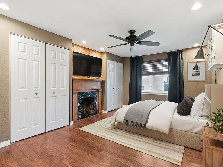 3220 Mary St — Photo 32