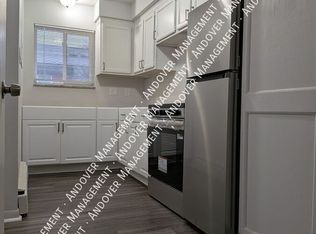 2301A W Forteen Mile Rd, Royal Oak, MI 48073