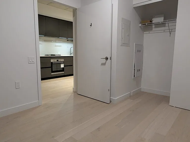 1720 Bayview Ave #201 — Photo 9