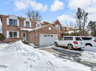 5 Lilly Cres, Brampton, ON L6Y 3K1