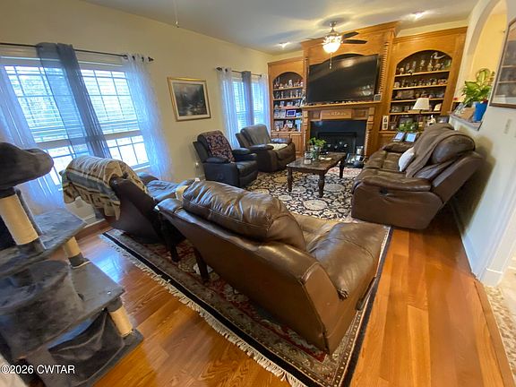 4th image of 495 Knuckles Rd