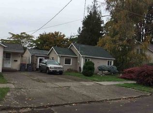831 SE Vine St, McMinnville, OR 97128