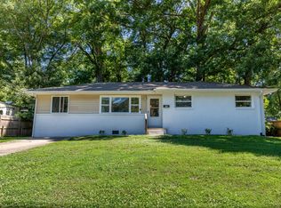 4952 Floral St, Virginia Beach, VA 23462