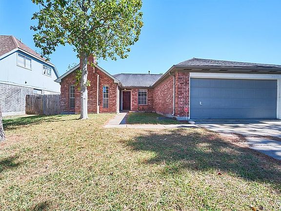 2nd image of 7811 Londres Dr
