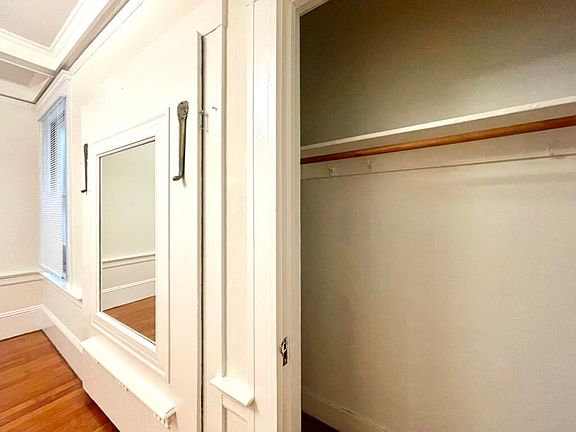 4th image of 1270 Pine St APT 26