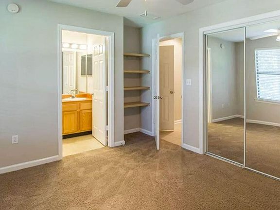 4th image of 2306 Timber Oaks Ln