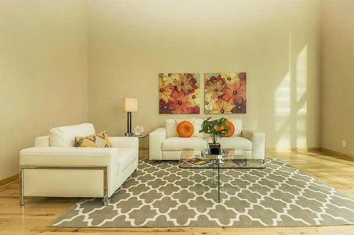 60 E Spring St #202 — Photo 8