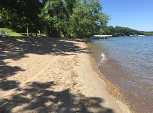 14200 Skyline Dr, Spicer, MN 56288