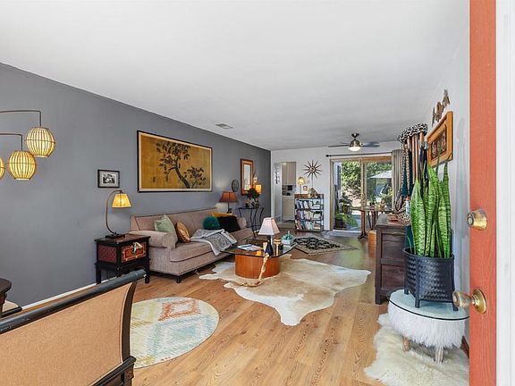 4th image of 4558 Golden Ridge Dr