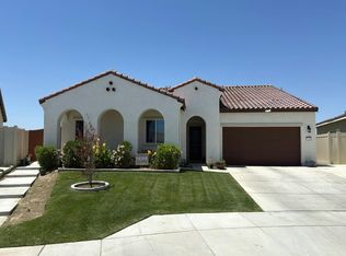 7519 Koyuk River St, Bakersfield, CA 93311