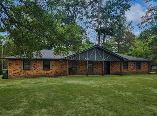 581 Emerald Dr, Jasper, TX 75951