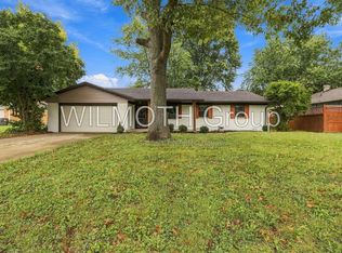 2201 Hogan Dr, Indianapolis, IN 46229