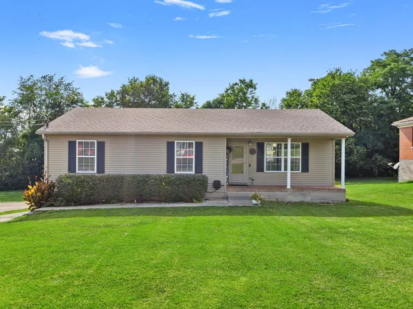 110 Hill N Dale Dr, Lancaster, KY 40444