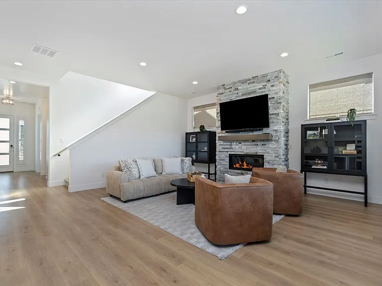 7649 W Whisper Ridge Dr — Photo 9