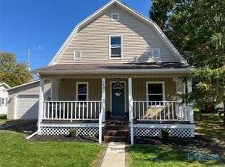 214 N Emmett St, Bryan, OH 43506