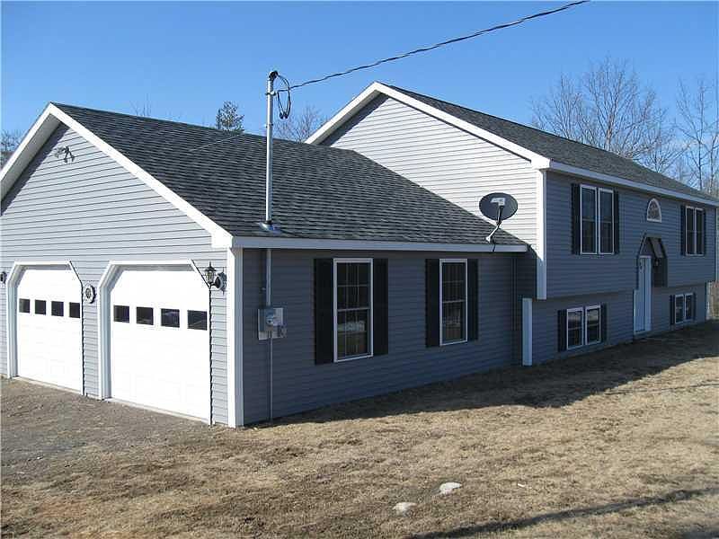 2nd image of 6 Stone Hedge Drive
