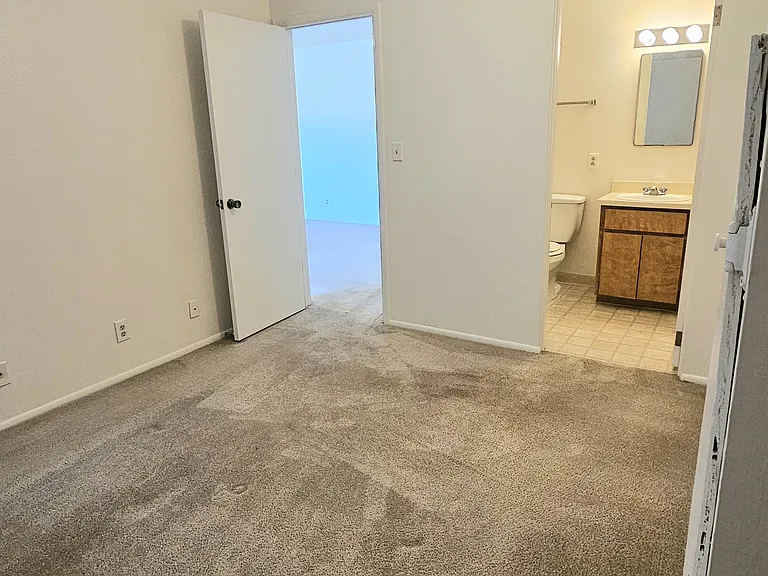 Cortez Circle Apartments — Photo 13