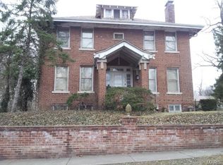8237 Jackson Ave, Saint Louis, MO 63114