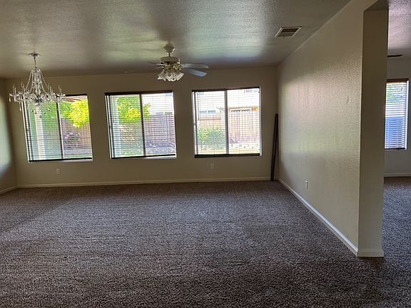3rd image of 2424 Sandpiper Ln