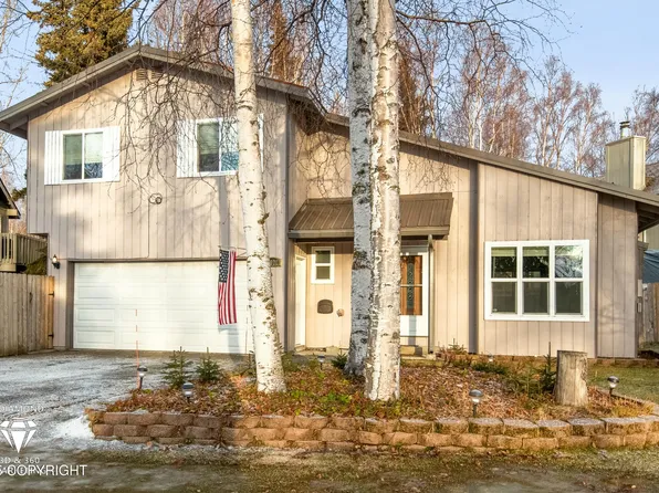 9901 Toakee Cir, Eagle River, AK 99577