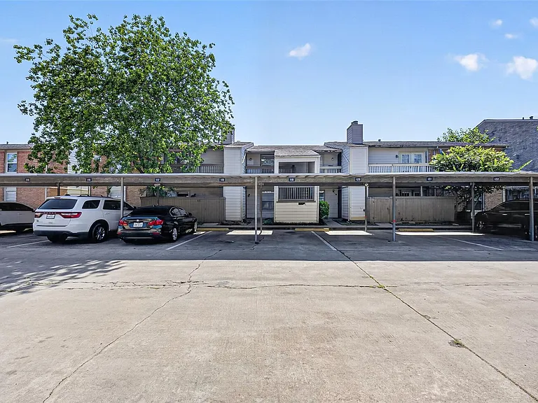 6001 Reims Rd #802 — Photo 31
