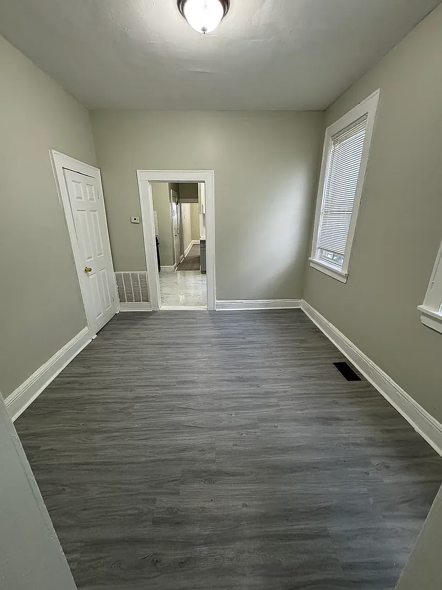 2 bed, 800 sqft, $1,695 — Photo 4