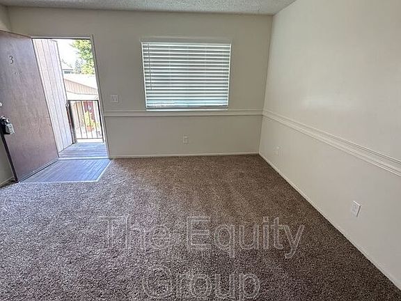 3rd image of 804 Monarch Cir APT 3