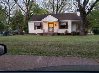 1048 Hayne Rd, Memphis, TN 38119