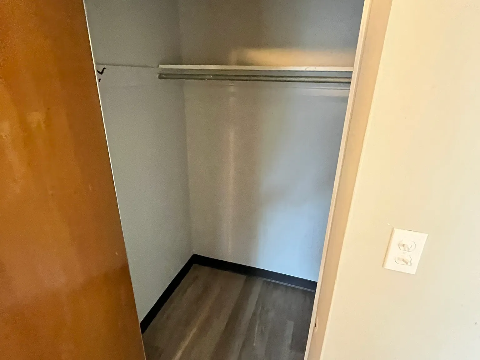 17731 Lakeshore Blvd — Photo 4