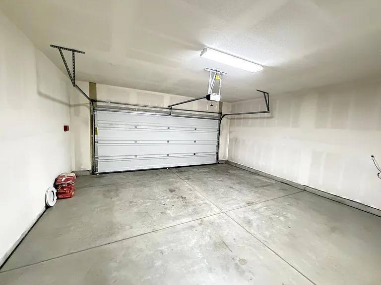 519 Tolman Way — Photo 15