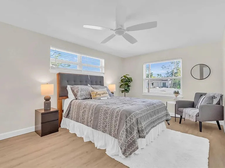5215 S Puritan Ave — Photo 4