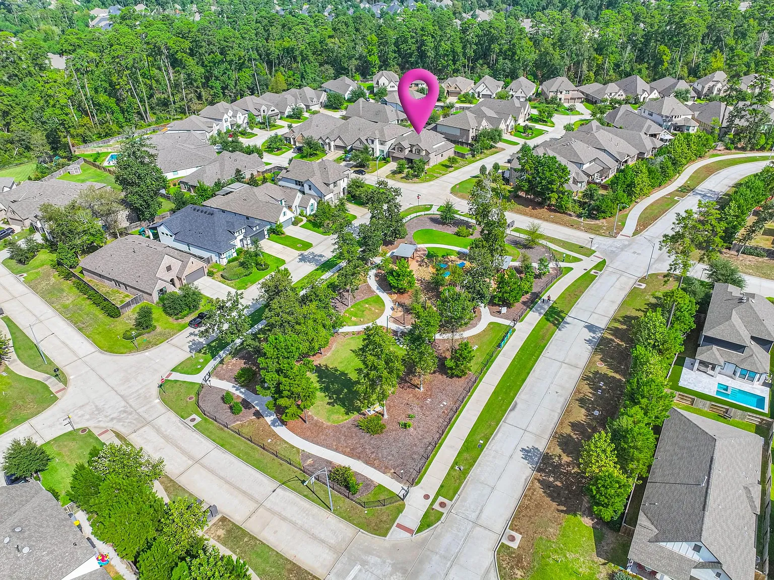 4 bed, 3.5 bath, 3266 sqft, $4,200 — Photo 4
