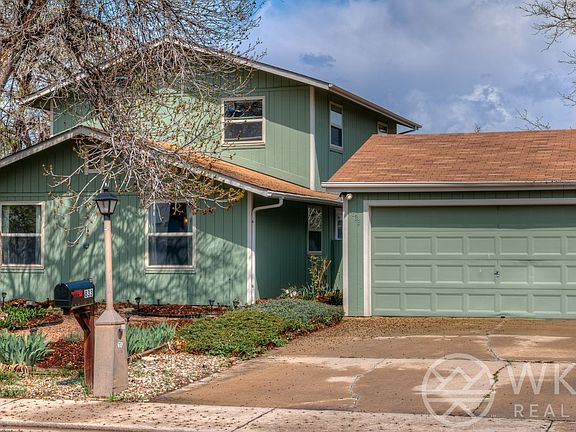 2nd image of 833 Independence Dr
