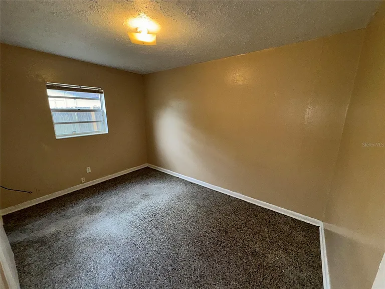 3011 E Flora St — Photo 18