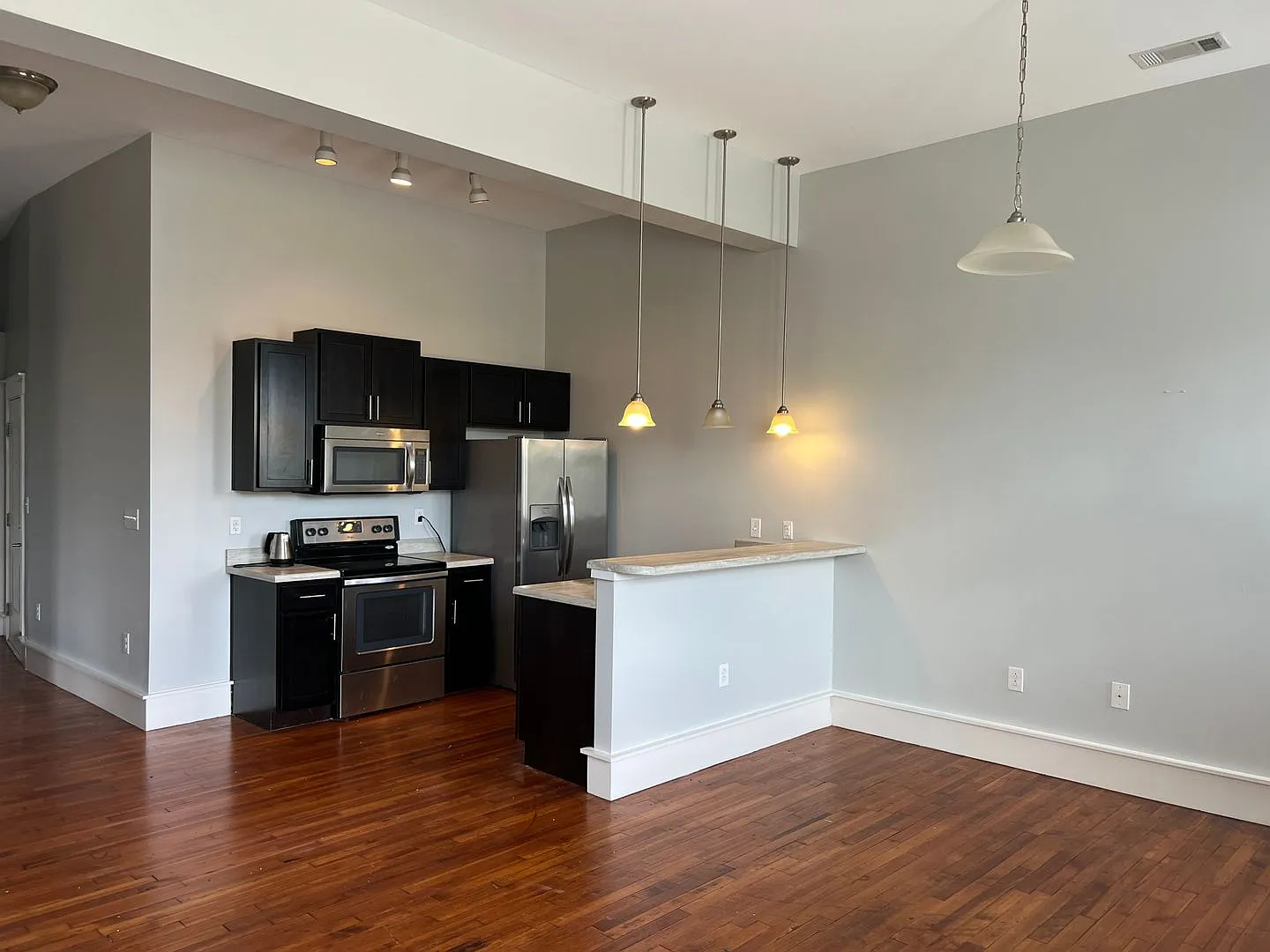 SH073-Farmers Market Condos — Photo 4