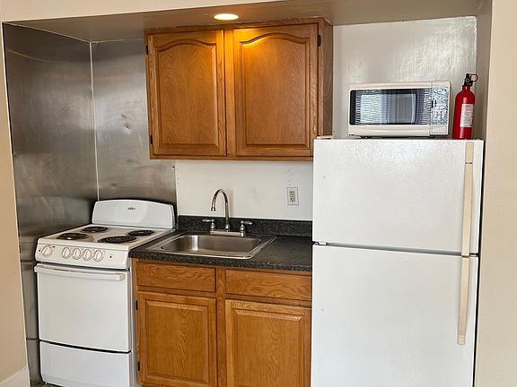 3rd image of 4431 Baltimore Ave #2F