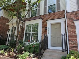 21783 Baldwin Sq, Sterling, VA 20164