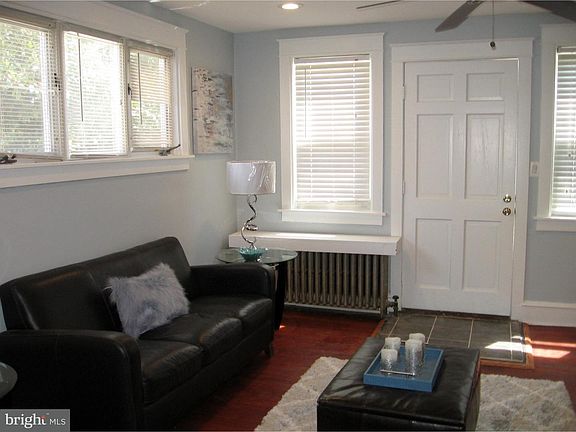 3rd image of 279 W Greenwood Ave