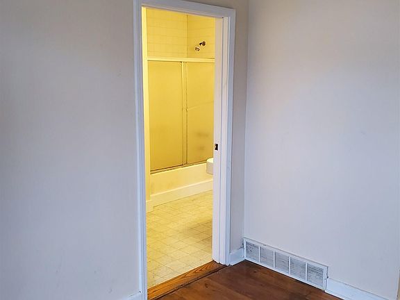 2nd image of 85 Park Ave #1