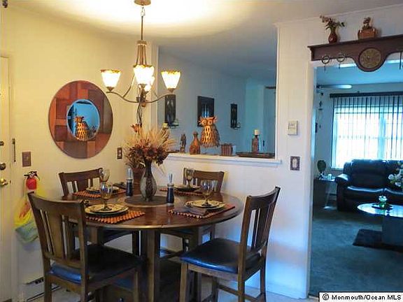 5th image of 636 Plymouth Drive #A