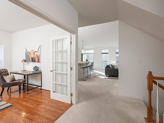 5th image of 434 Caledonia Way