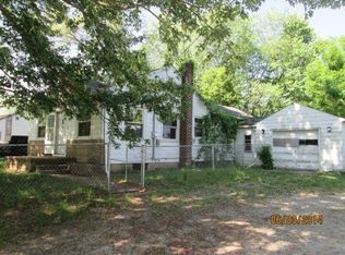 1623 N Fox Farm Rd, Warsaw, IN 46580