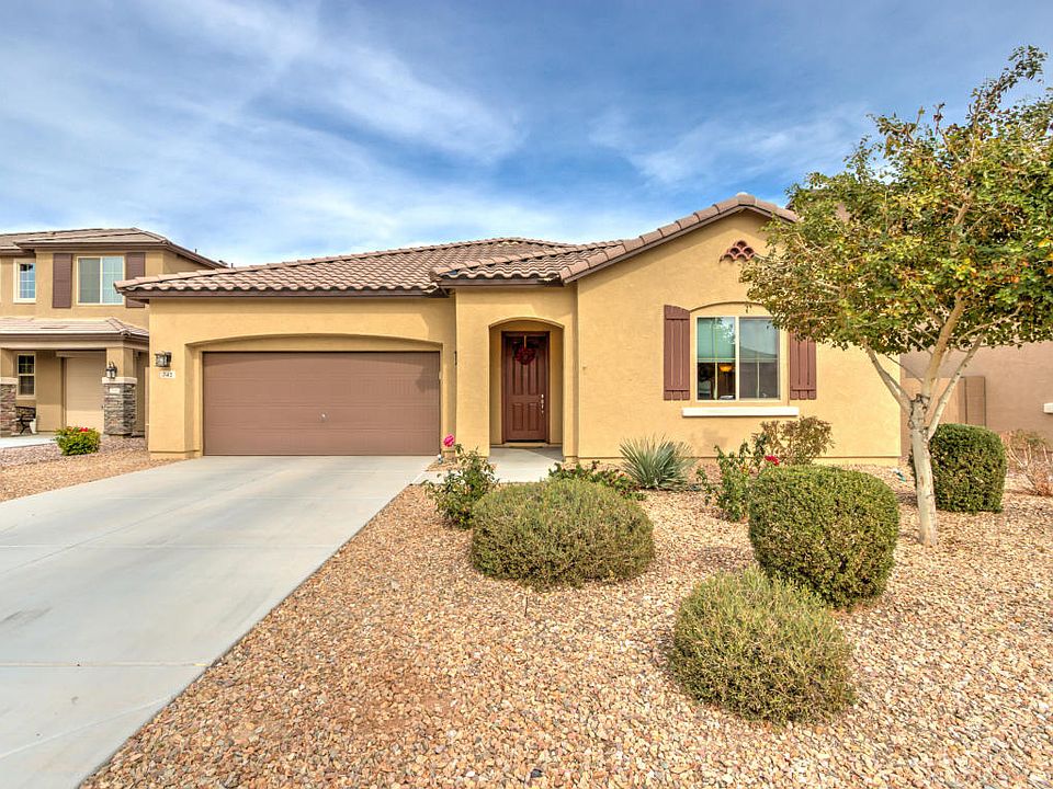 1st image of 742 W Desert Glen Dr